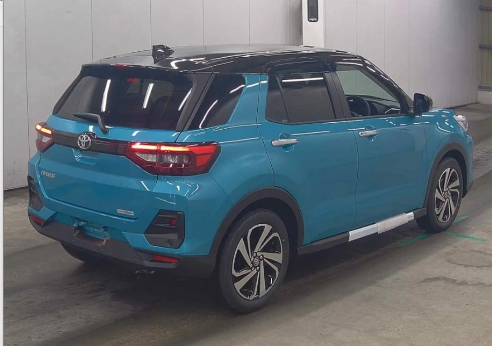 Toyota RAIZE Car