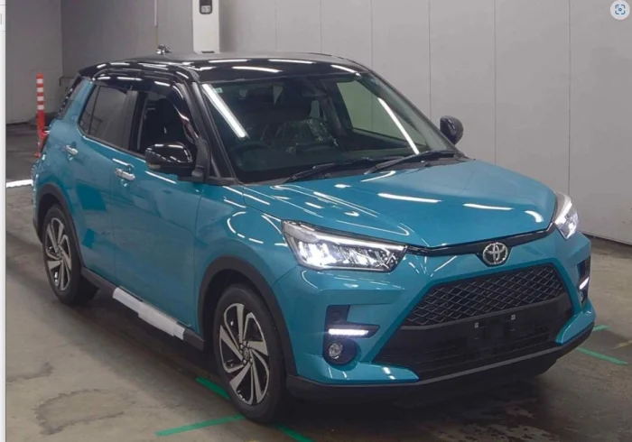 Toyota RAIZE Car